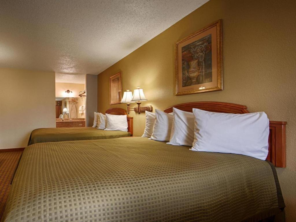 Best Western Post Oak Inn Burnet Exterior foto